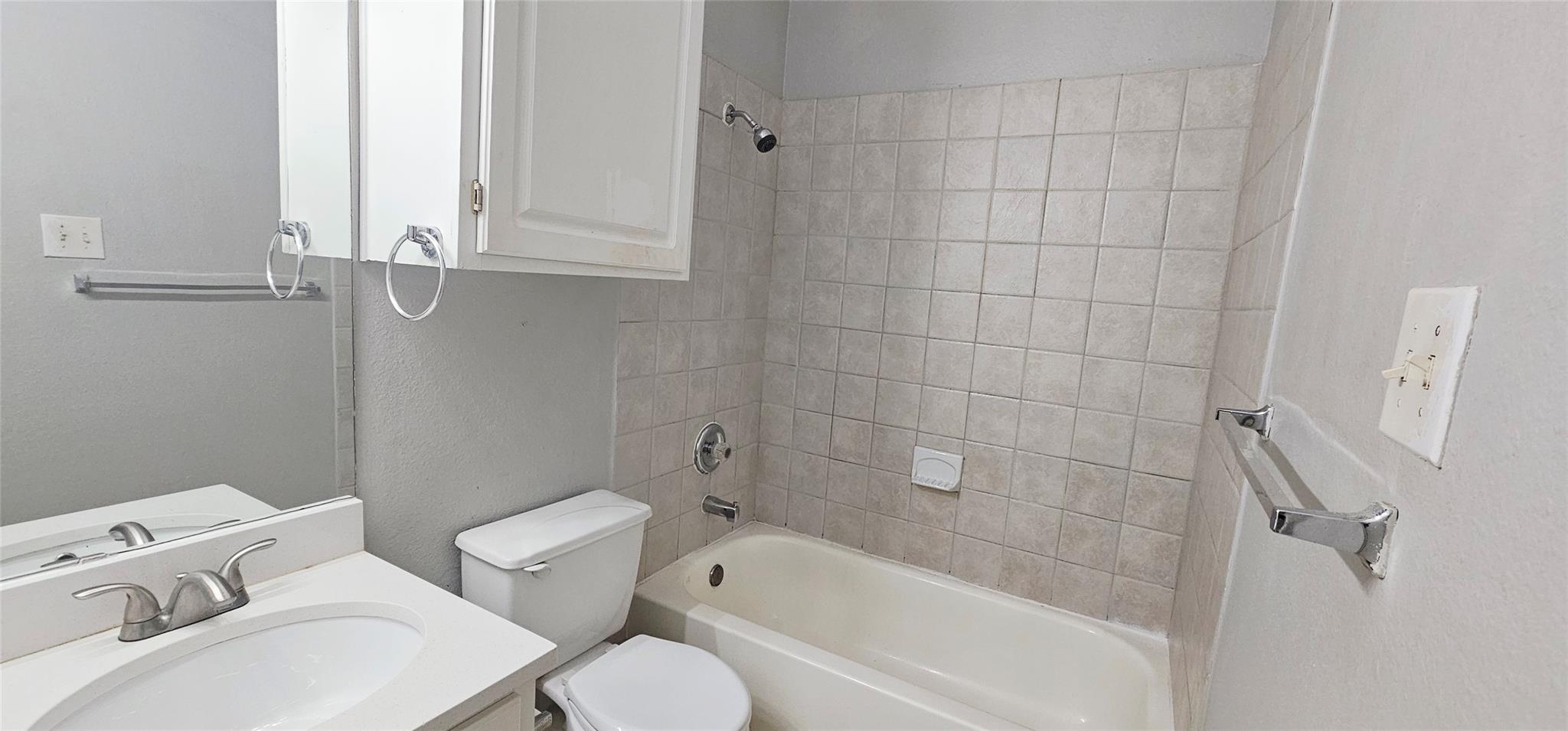 12166 Metric Blvd # 2006, Austin, TX 78758