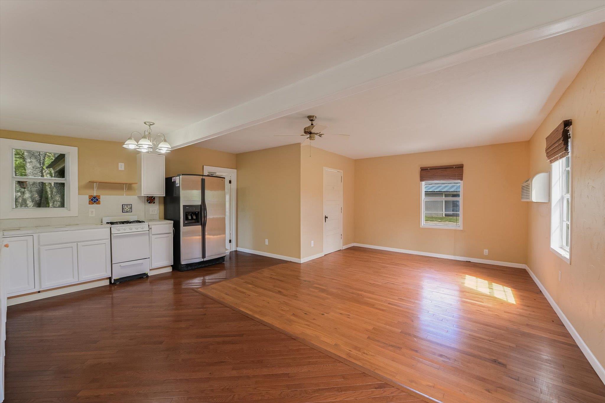 4553 McCall Creek Rd, Blanco, TX 78606