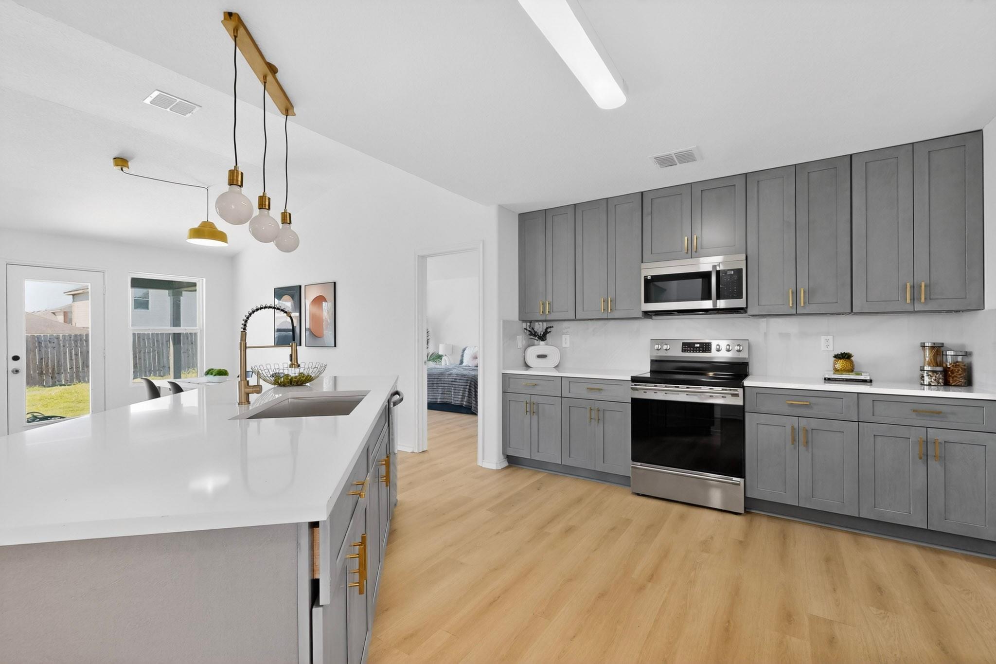 7306 Concerto Dr, San Antonio, TX 78266