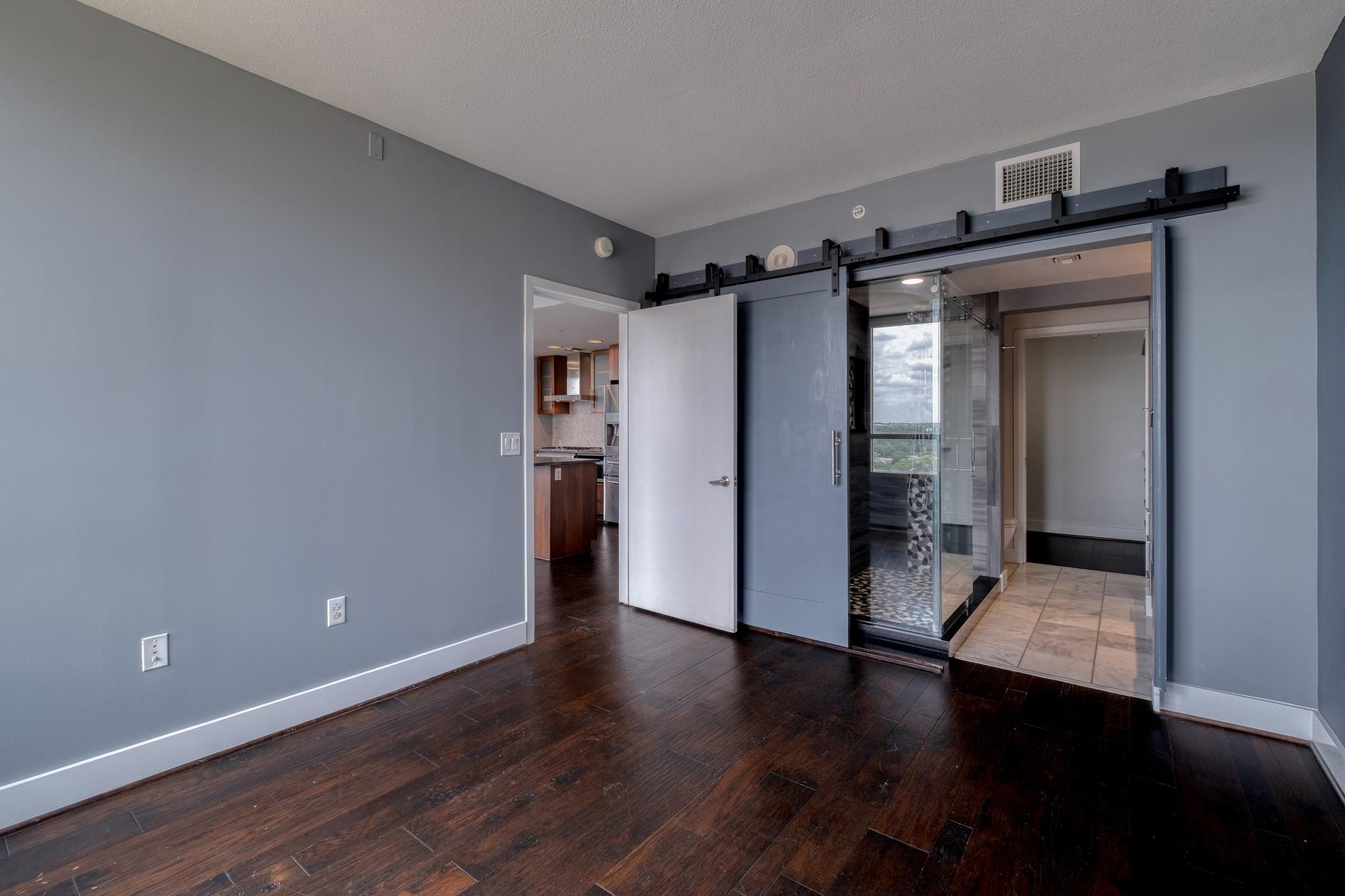 300 Bowie St # 1305, Austin, TX 78703