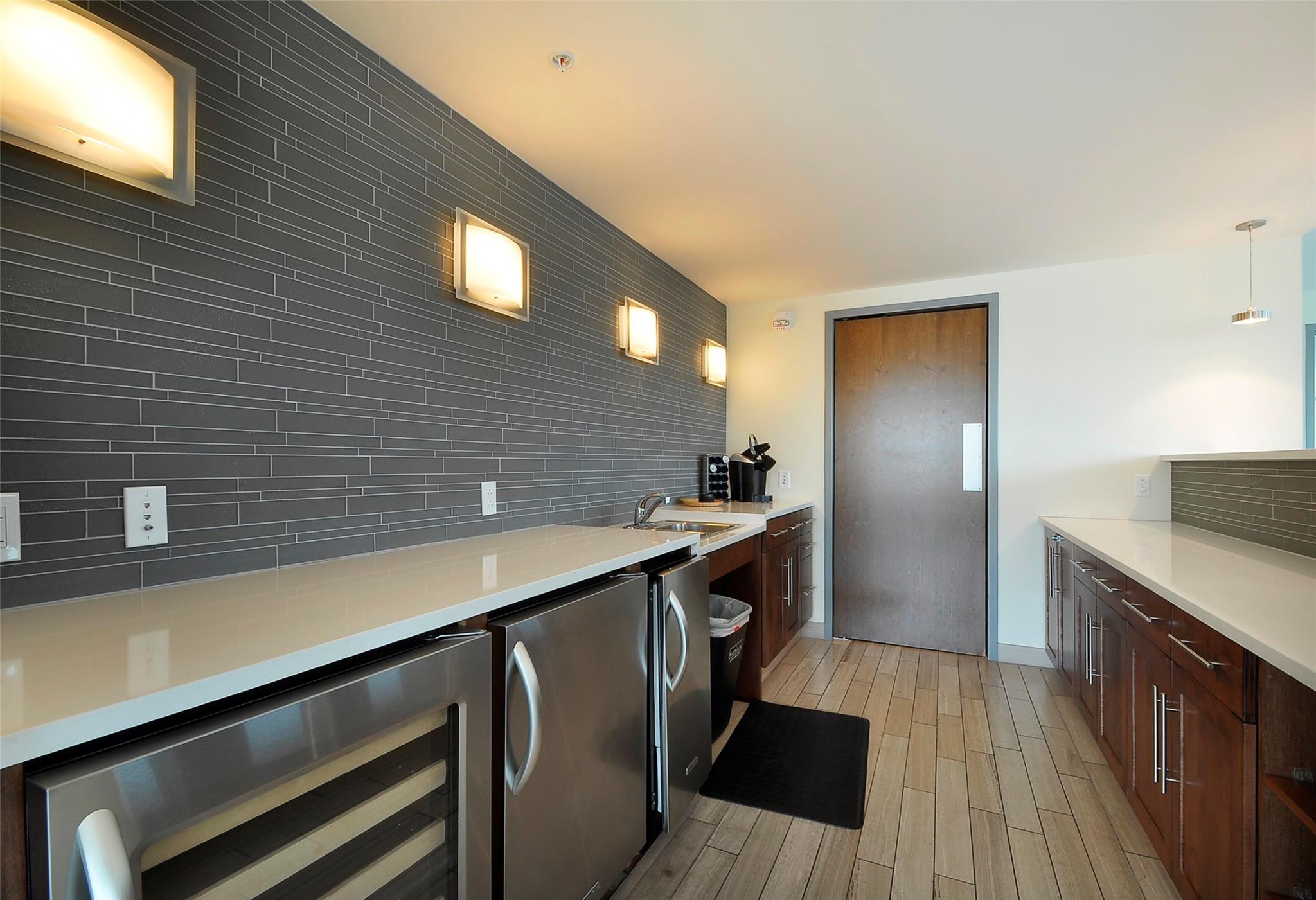 300 Bowie St # 1305, Austin, TX 78703