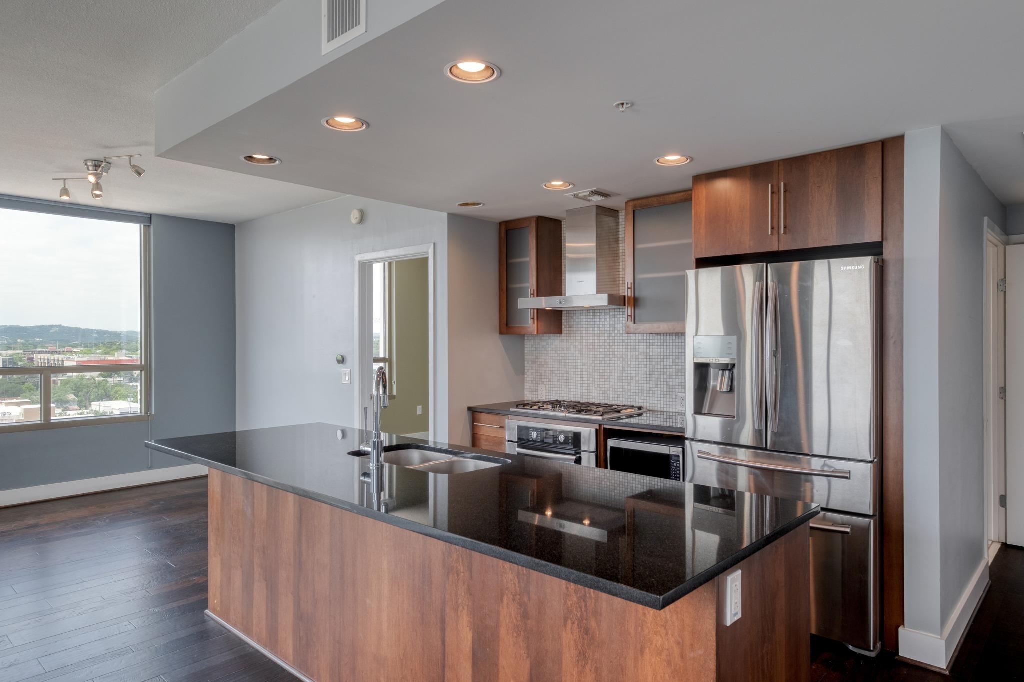 300 Bowie St # 1305, Austin, TX 78703