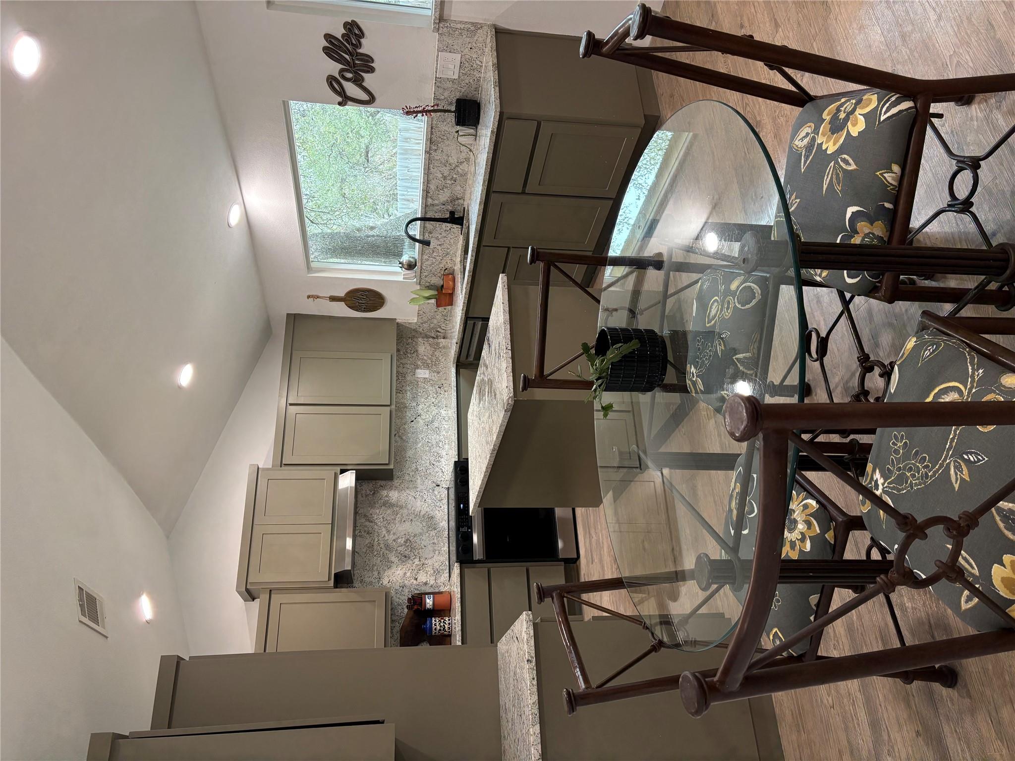 106 S Mount Rushmore Dr, Cedar Park, TX 78613