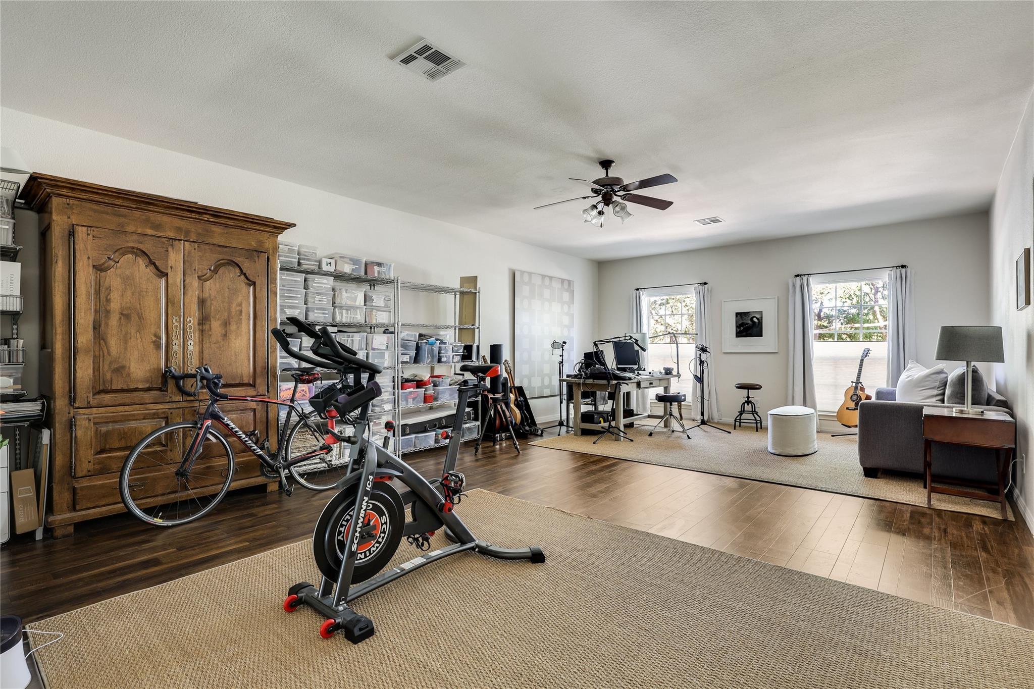 136 Territory Dr, Bastrop, TX 78602