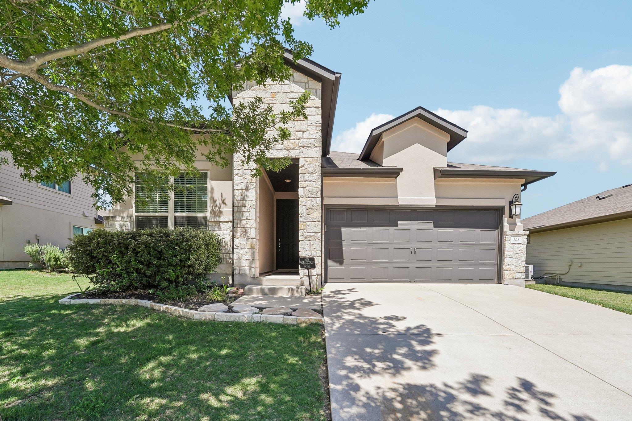 323 Quarry Ln, Liberty Hill, TX 78642