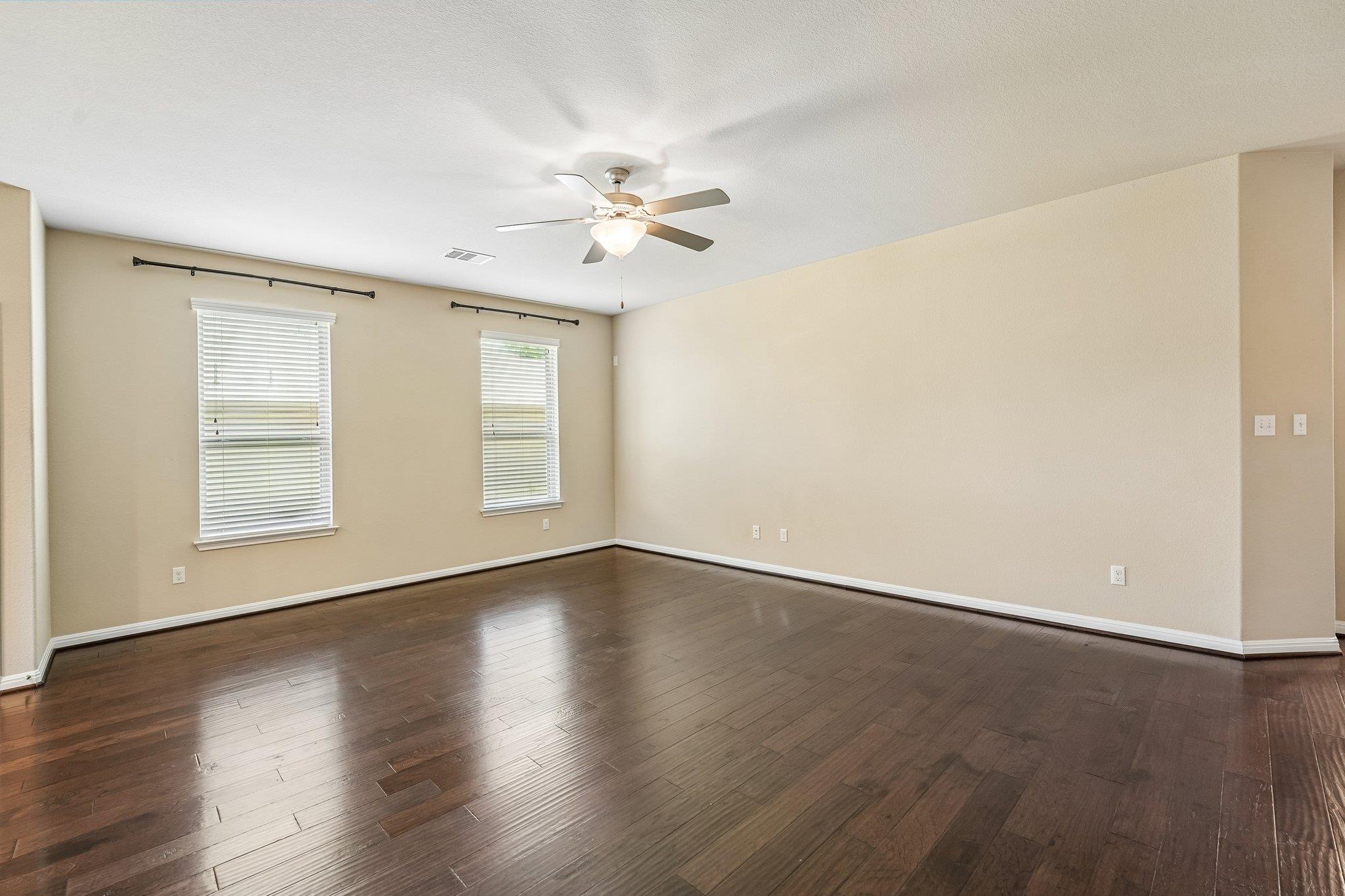 323 Quarry Ln, Liberty Hill, TX 78642