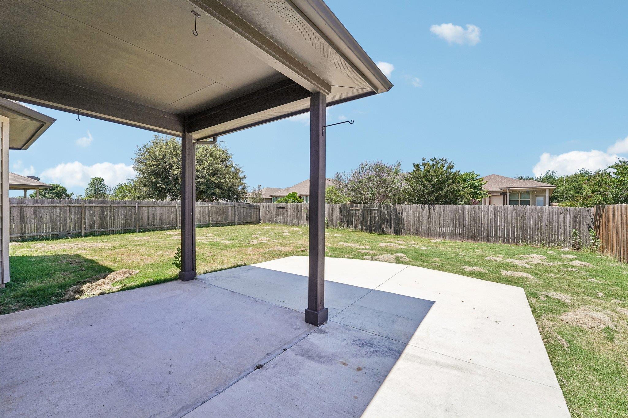 323 Quarry Ln, Liberty Hill, TX 78642