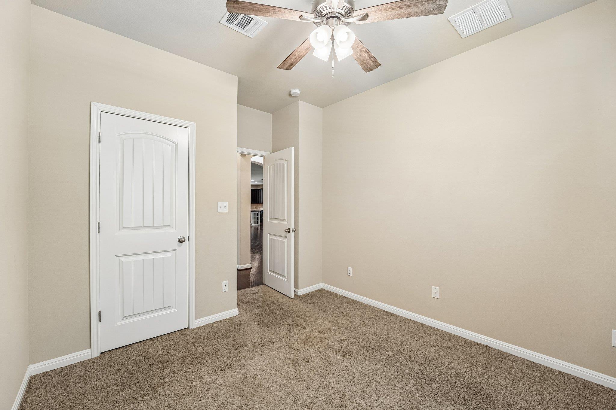 323 Quarry Ln, Liberty Hill, TX 78642