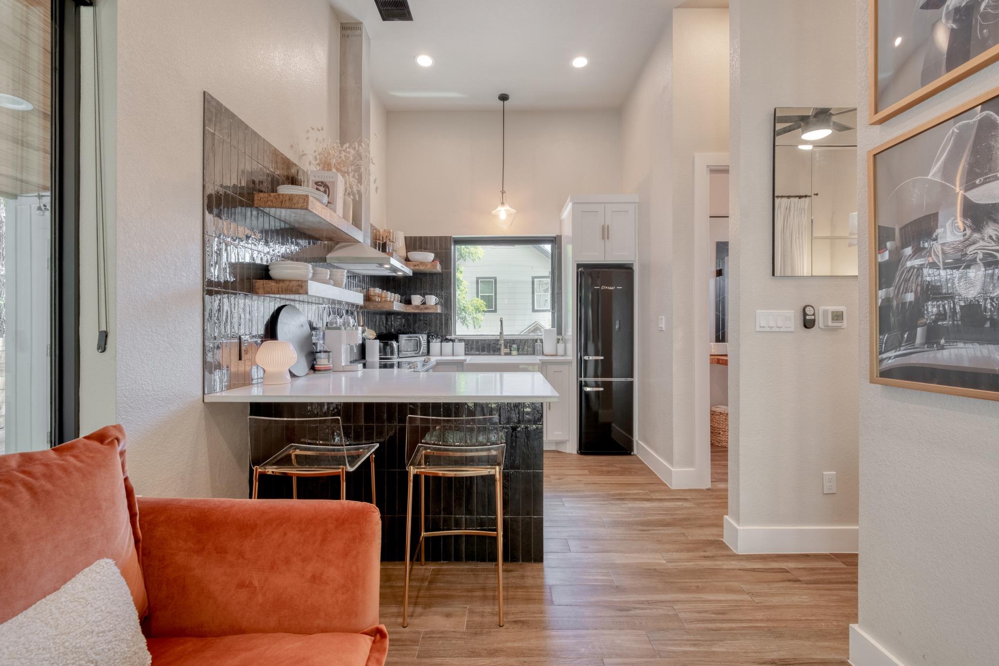 1904 E 16th St # 2, Austin, TX 78702
