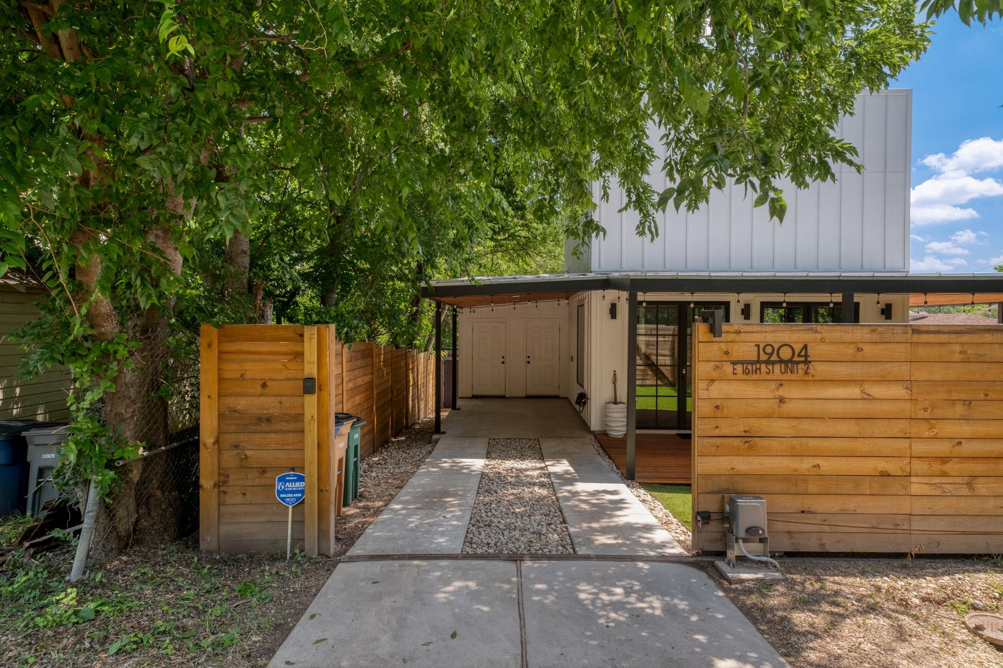1904 E 16th St # 2, Austin, TX 78702