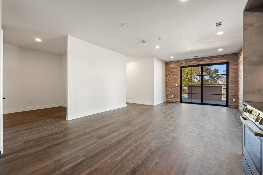 4315 S Congress Ave # 235, Austin, TX 78745