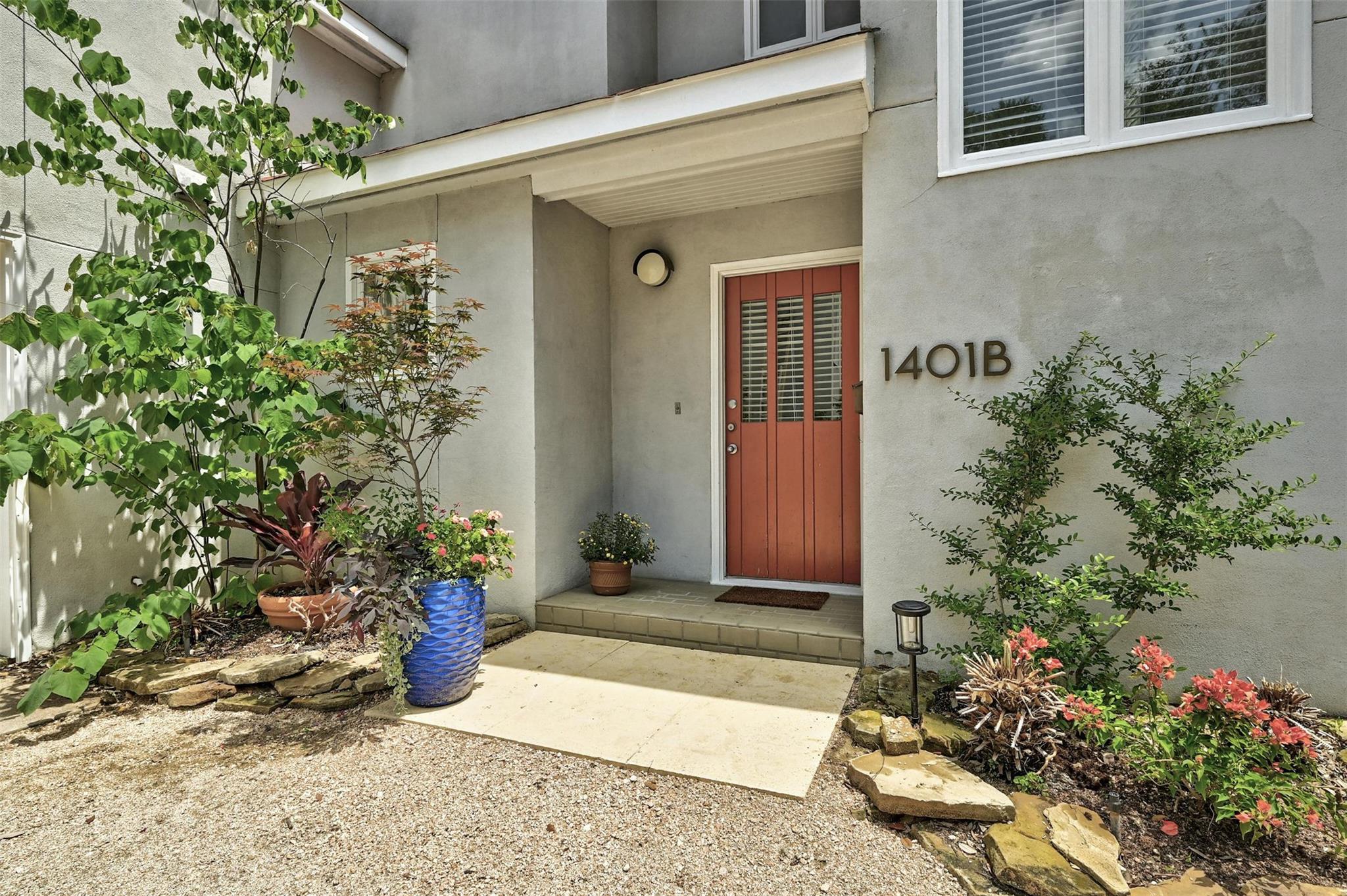 1401 Marshall Ln # B, Austin, TX 78703