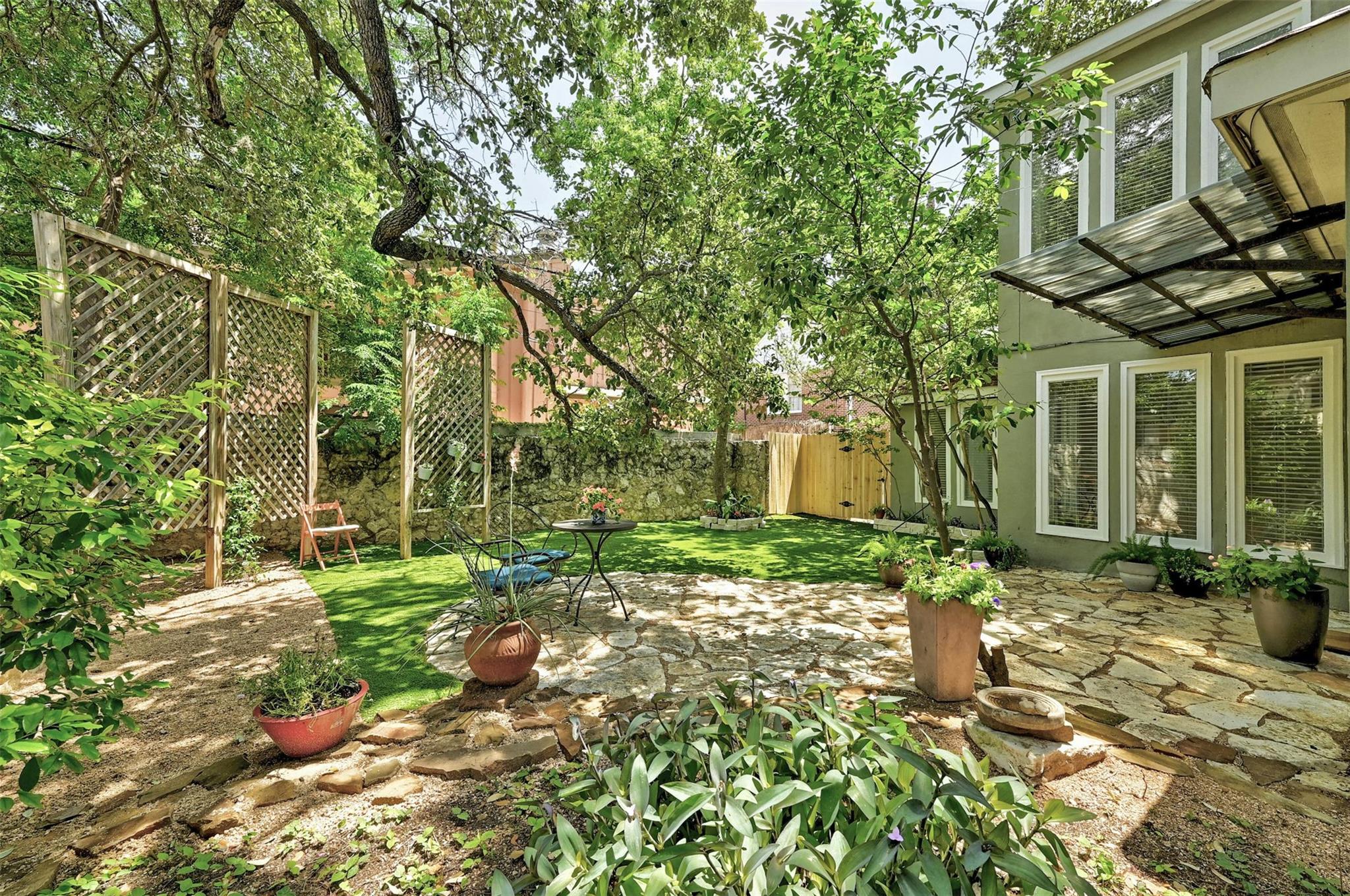 1401 Marshall Ln # B, Austin, TX 78703