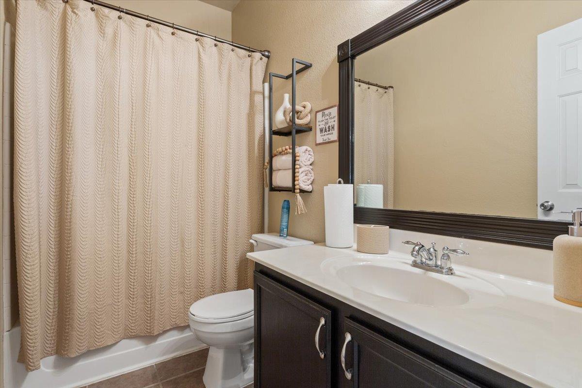 800 Cattail Cir, Harker Heights, TX 76548
