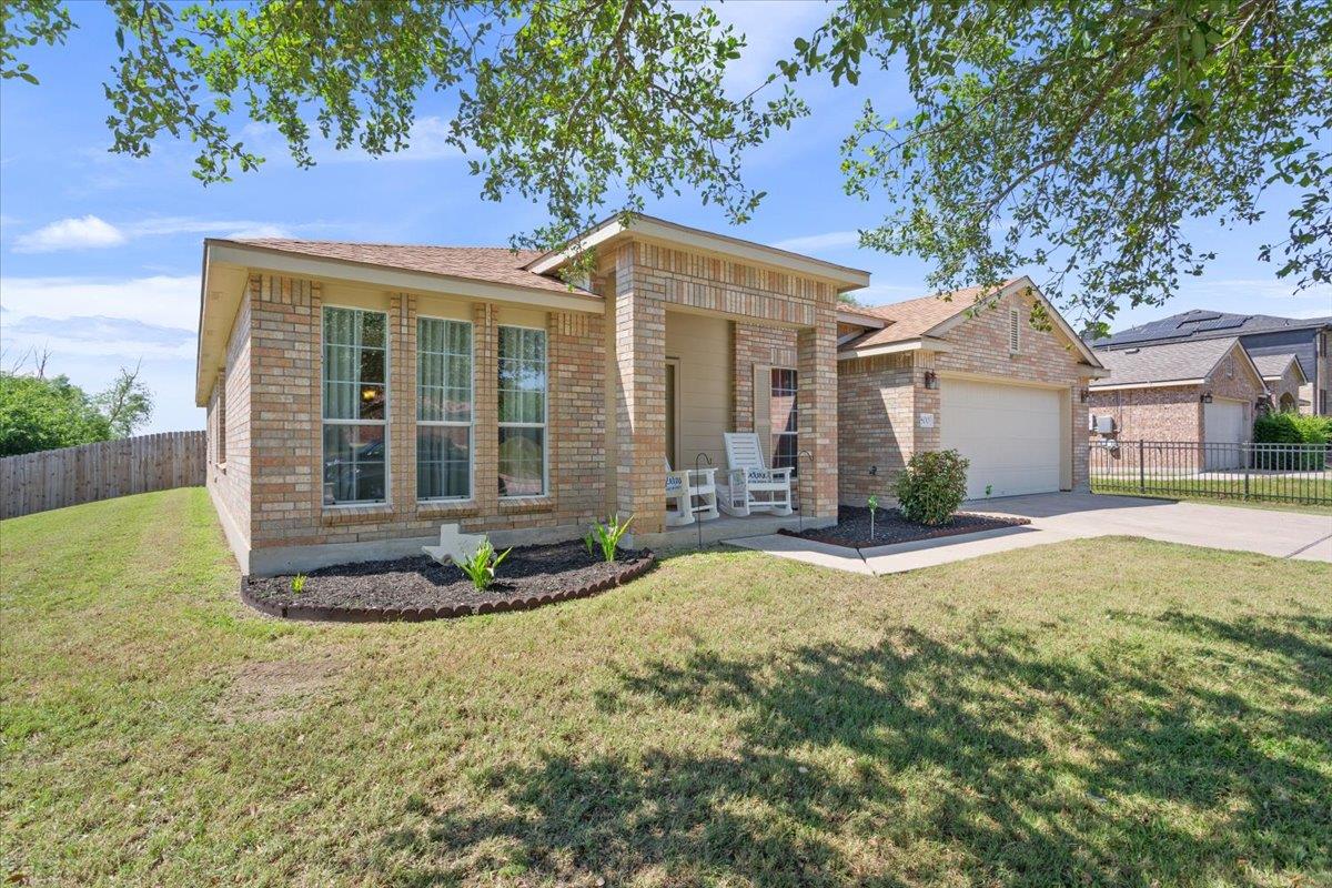 800 Cattail Cir, Harker Heights, TX 76548