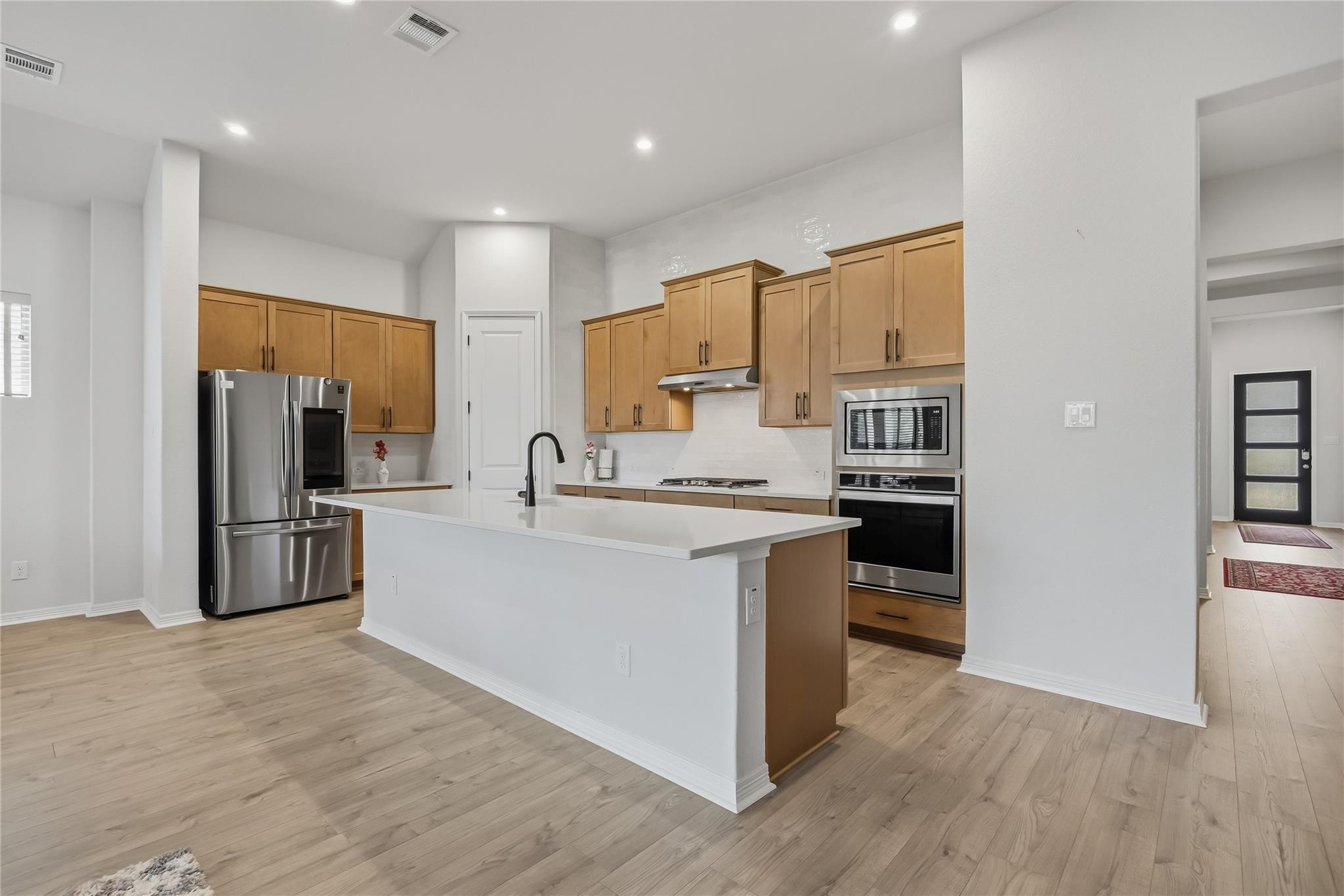 1124 Stetson Hat Trl, Georgetown, TX 78628