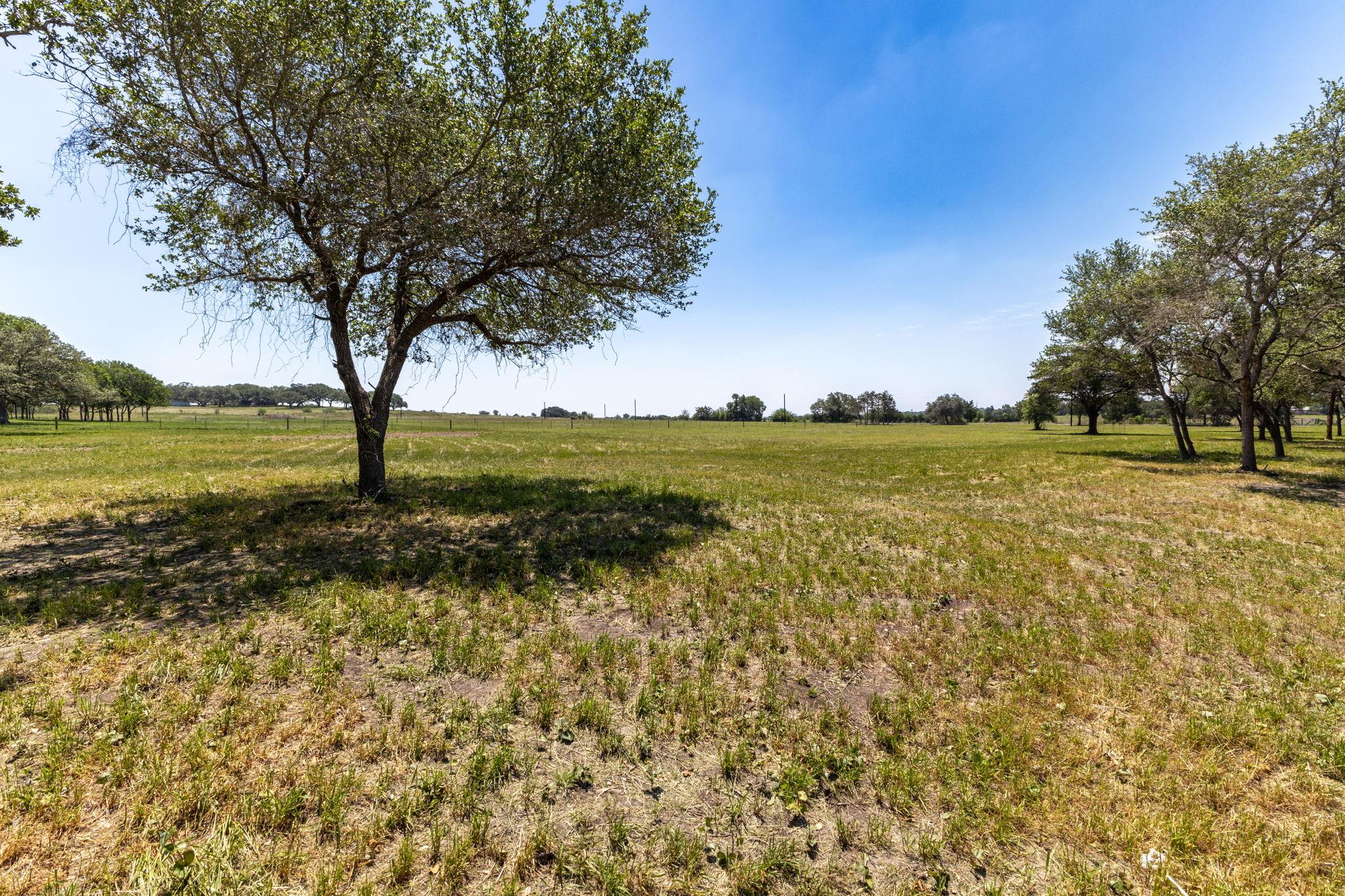 2088 (Tract #3) Baca Loop, Flatonia, TX 78941