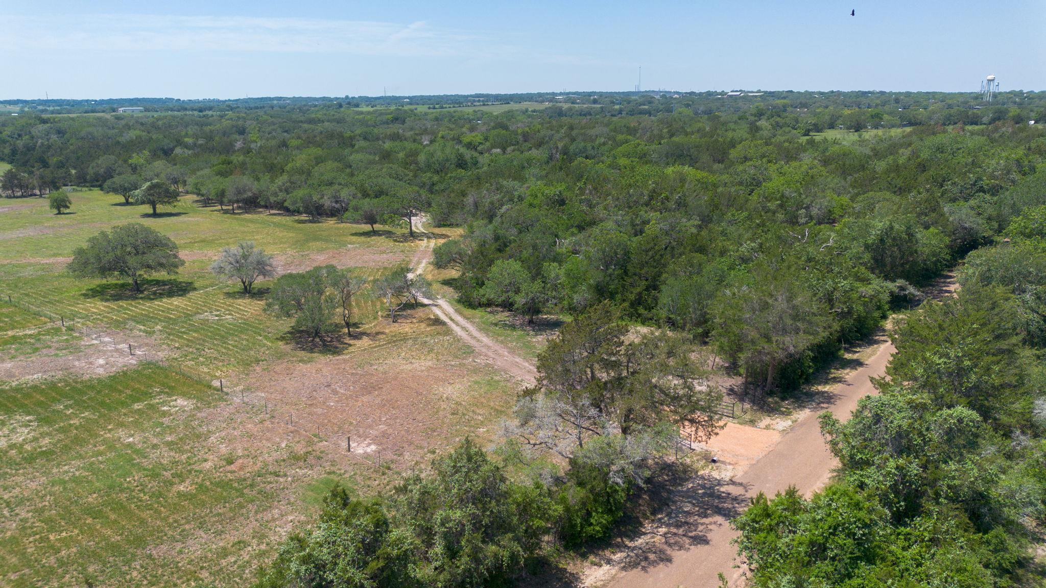 2088 (Tract #3) Baca Loop, Flatonia, TX 78941