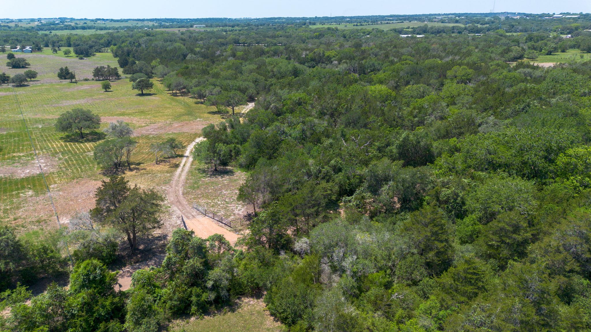 2088 (Tract #3) Baca Loop, Flatonia, TX 78941