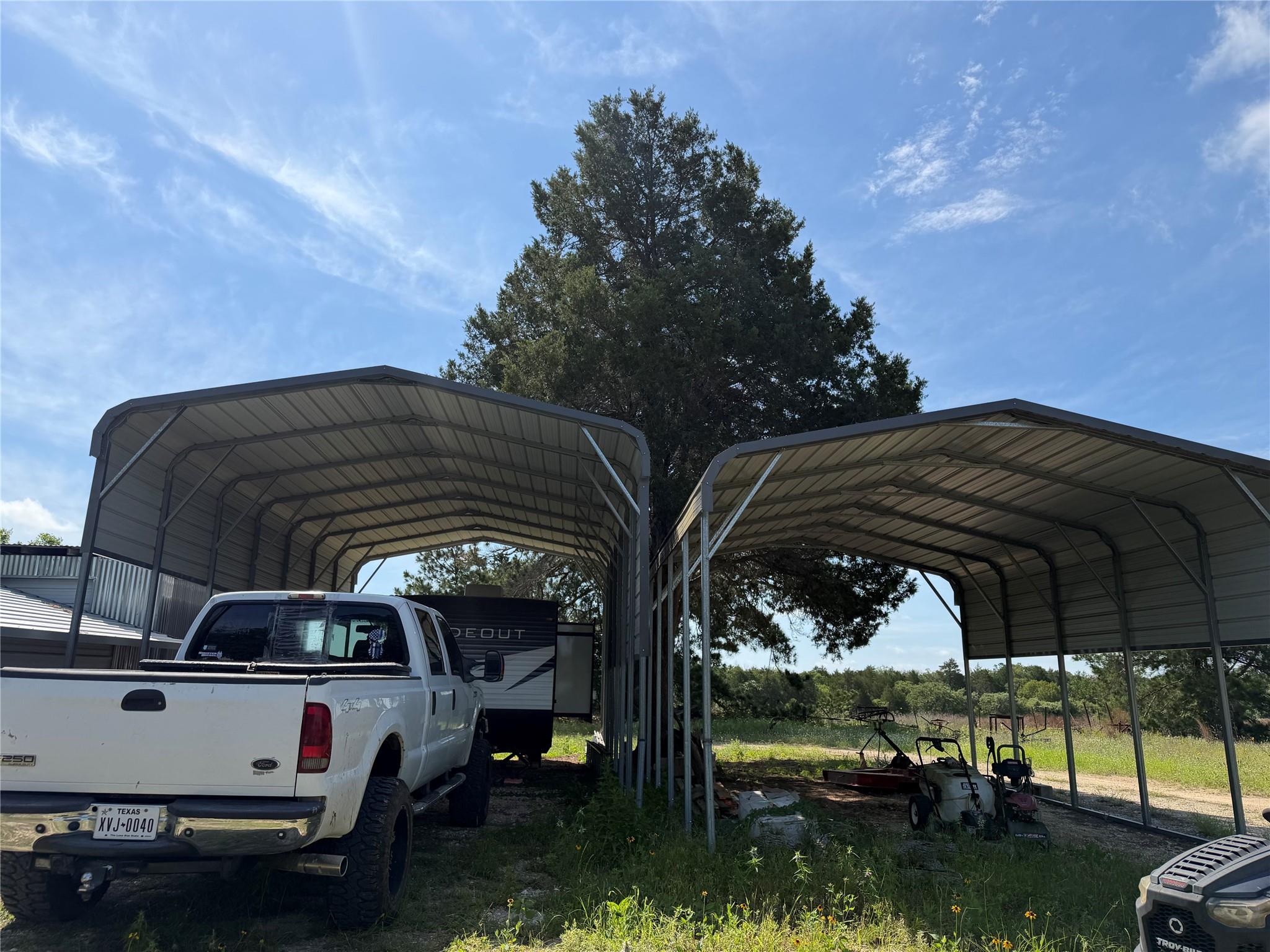 829 Old Highway 20 Highway # A, McDade, TX 78650
