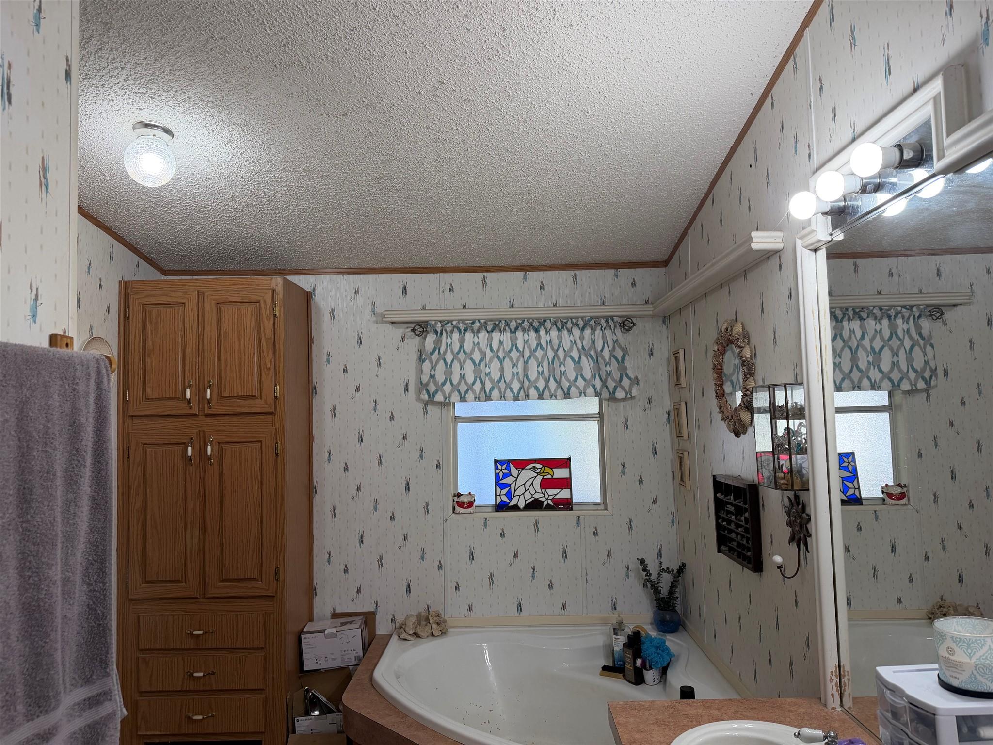 829 Old Highway 20 Highway # A, McDade, TX 78650