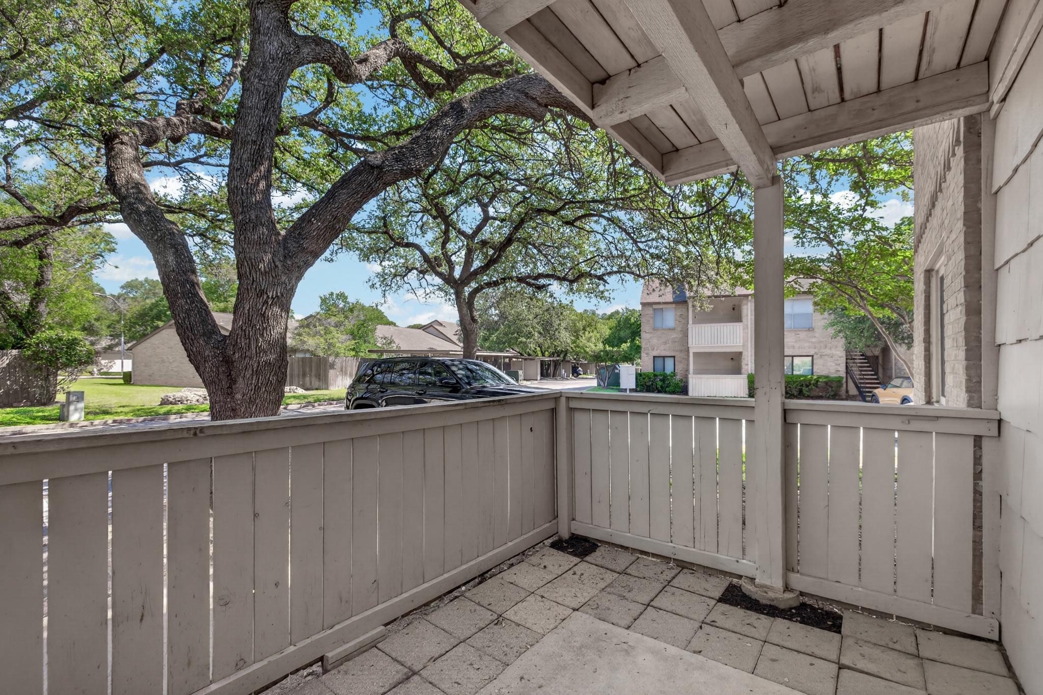 8210 Bent Tree Rd # 116, Austin, TX 78759