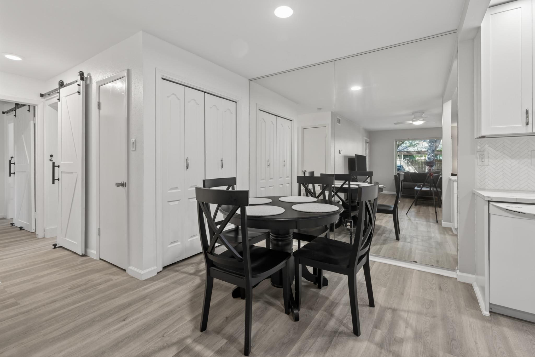 8210 Bent Tree Rd # 116, Austin, TX 78759