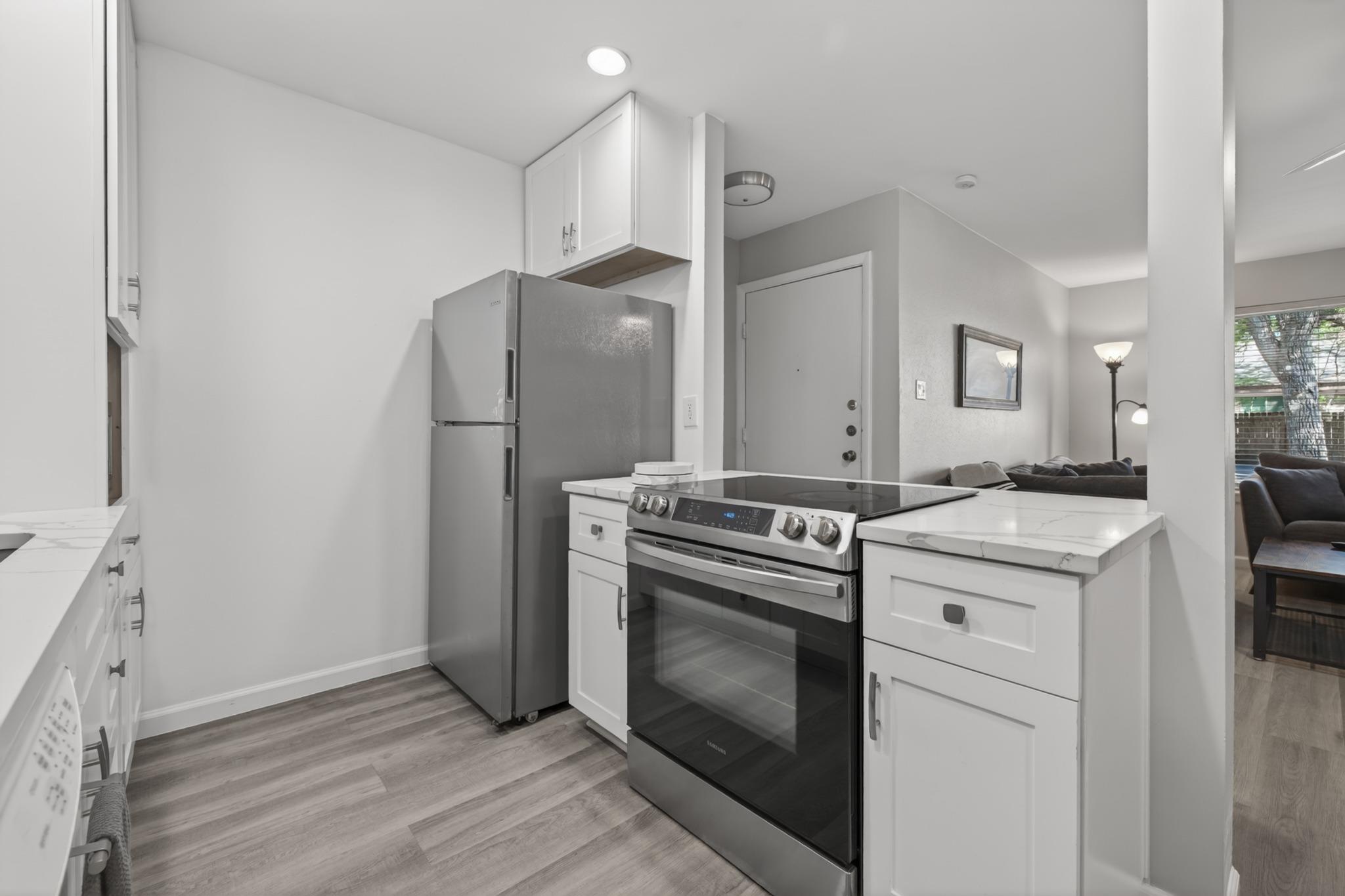 8210 Bent Tree Rd # 116, Austin, TX 78759