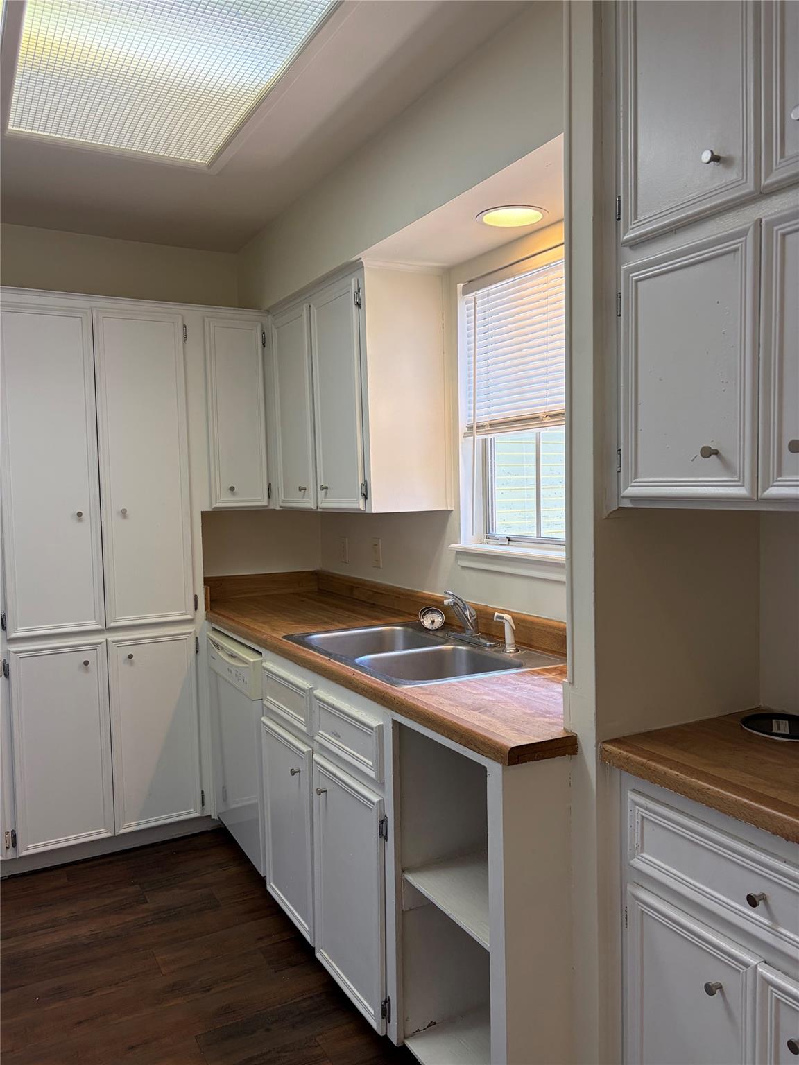 1404 Andra Ln, San Marcos, TX 78666