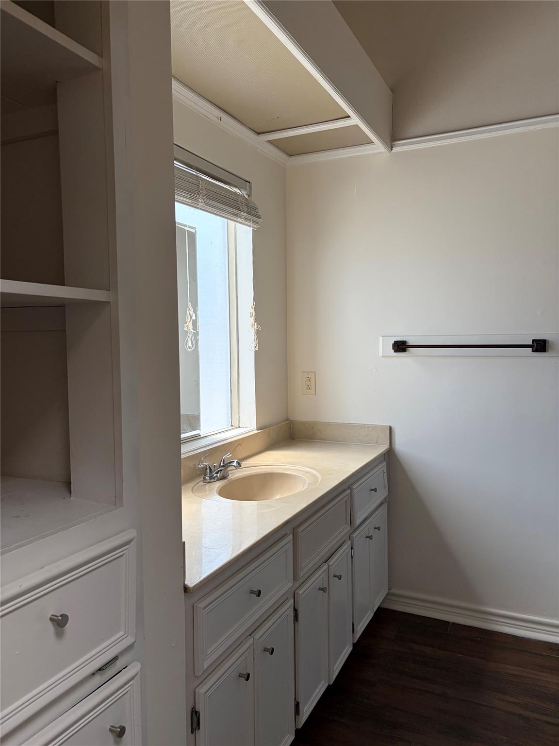 1404 Andra Ln, San Marcos, TX 78666