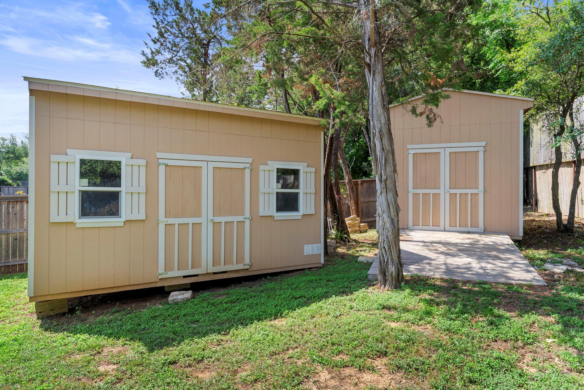 520 Goodnight Trl, Dripping Springs, TX 78620