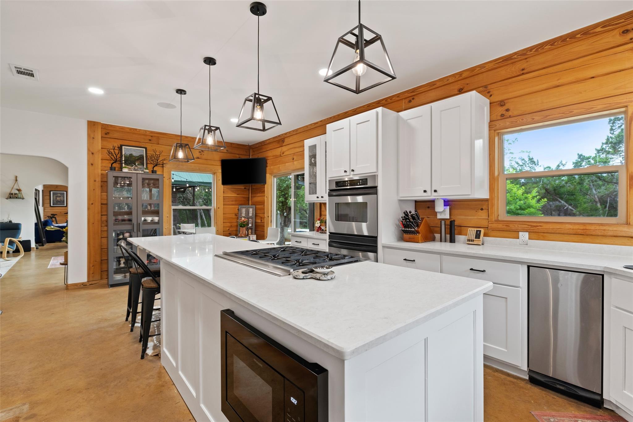 9854 N Weir Loop Cir, Austin, TX 78736