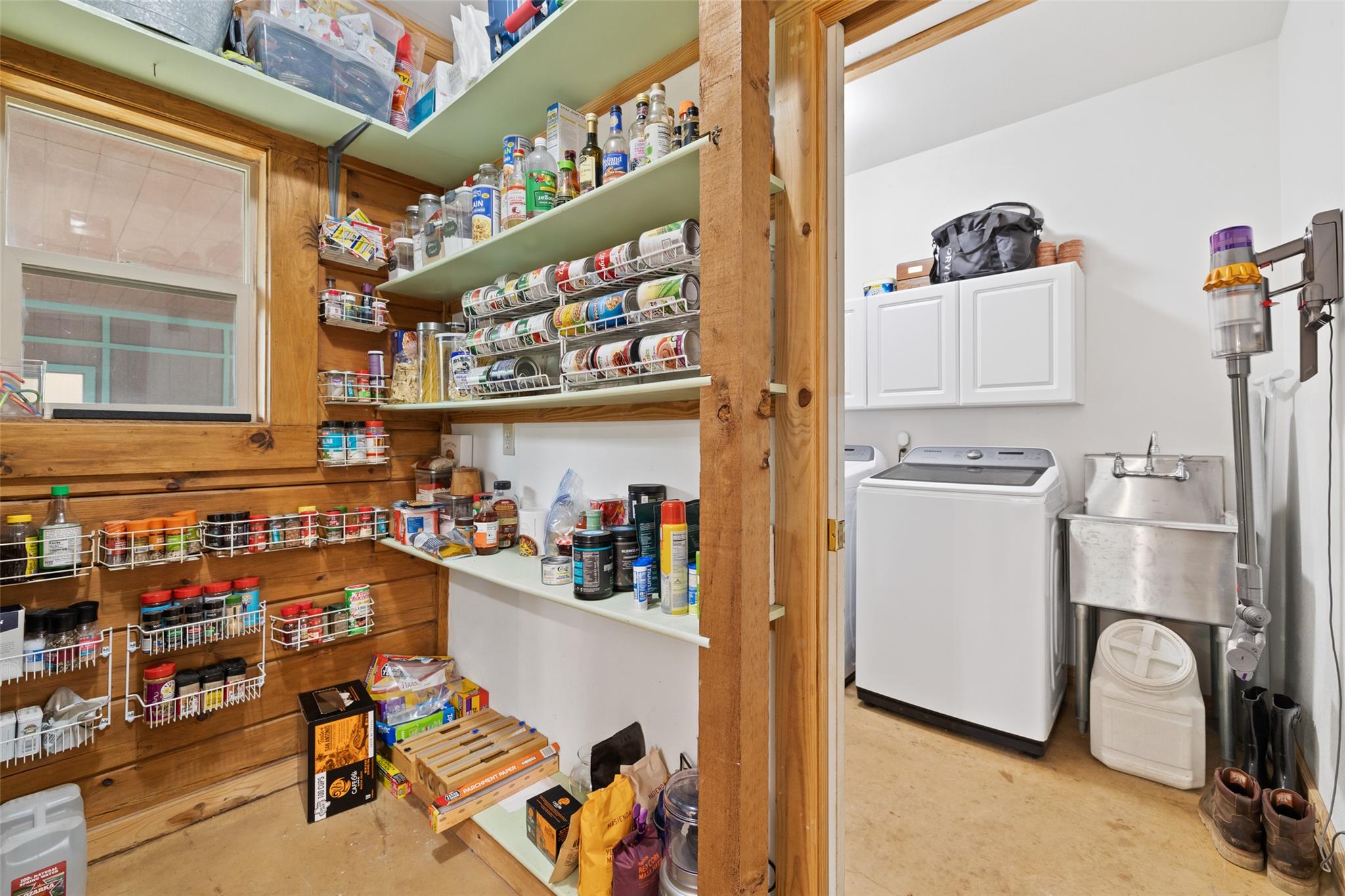 9854 N Weir Loop Cir, Austin, TX 78736