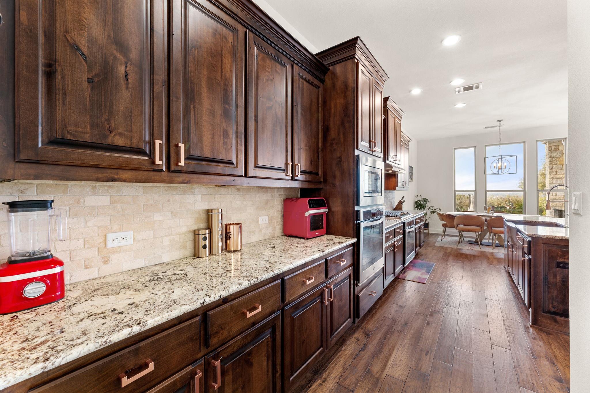 3013 Vista Heights Dr, Leander, TX 78641