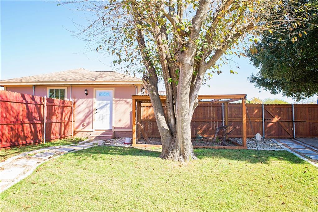 202 Spring Garden Dr # A, Hutto, TX 78634