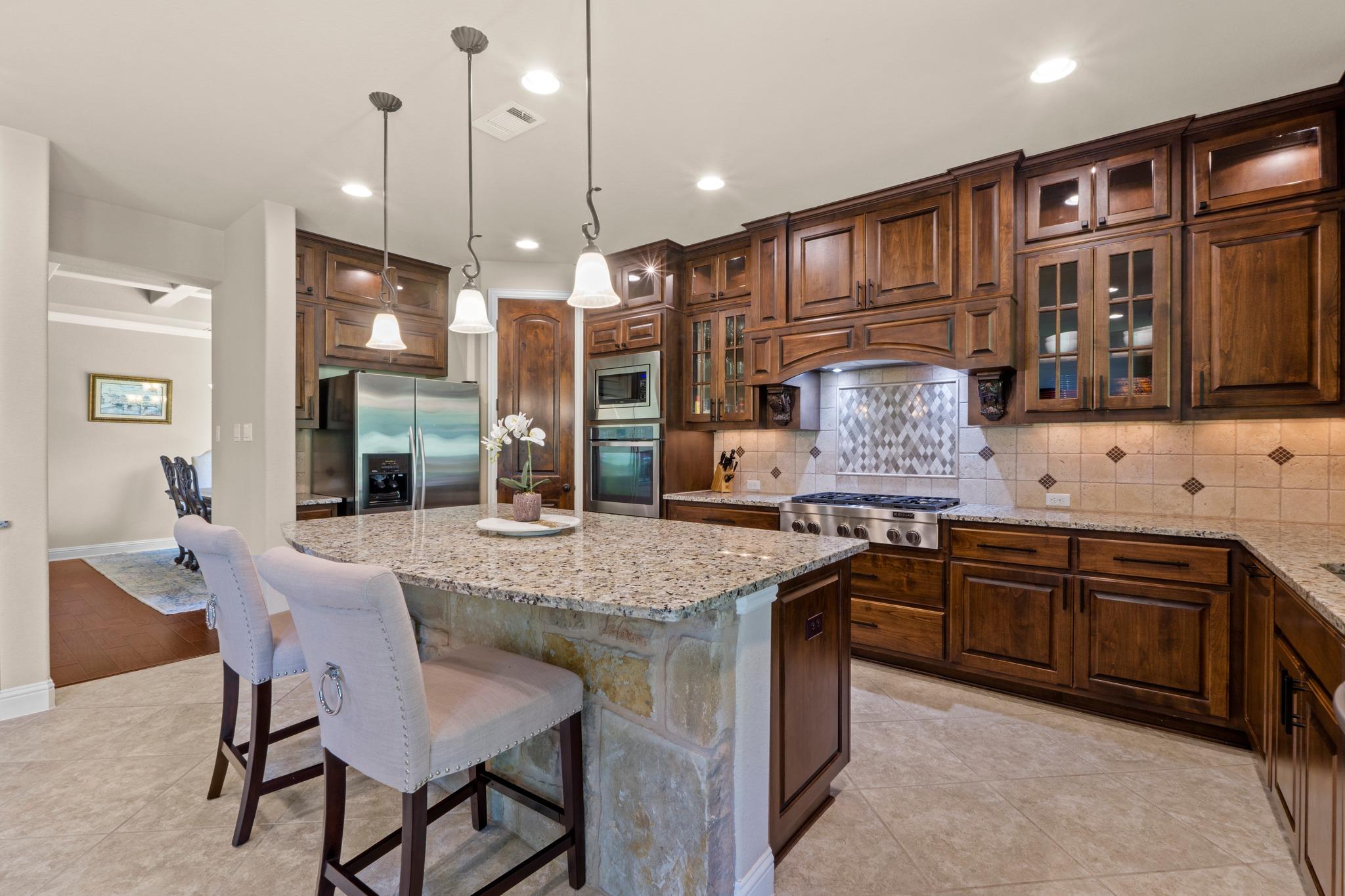 4523 Sansone Dr, Round Rock, TX 78665
