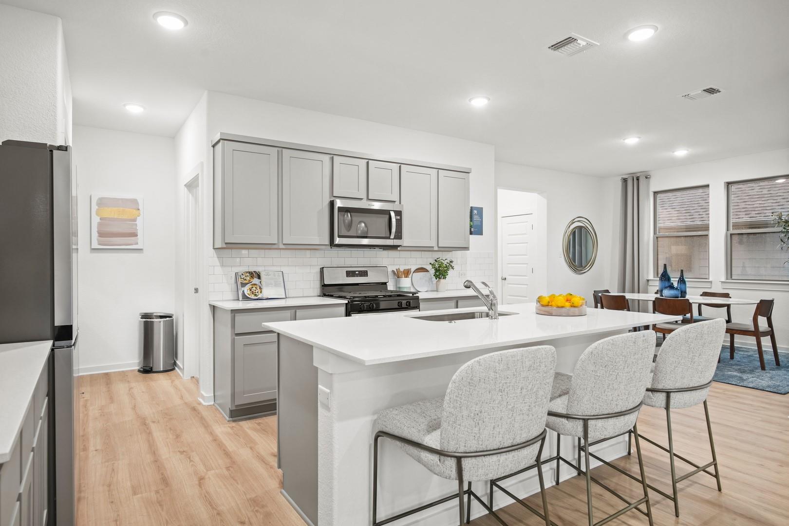 220 Hornet St, Elgin, TX 78621