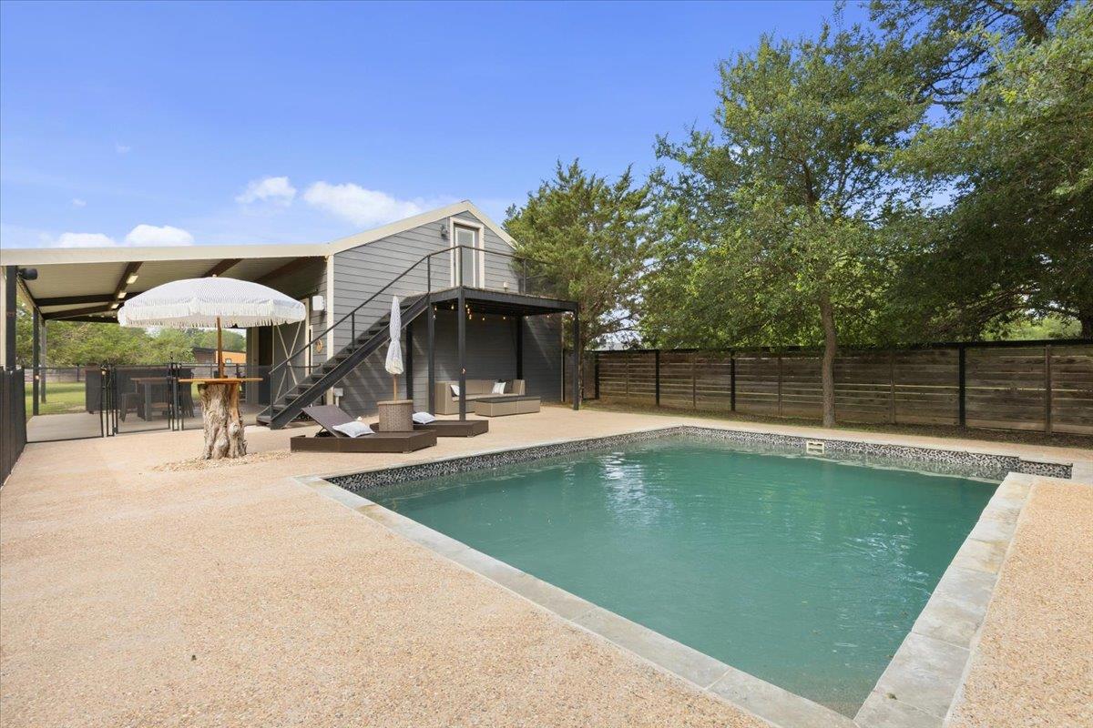 152 Keawakapu Dr, Bastrop, TX 78602