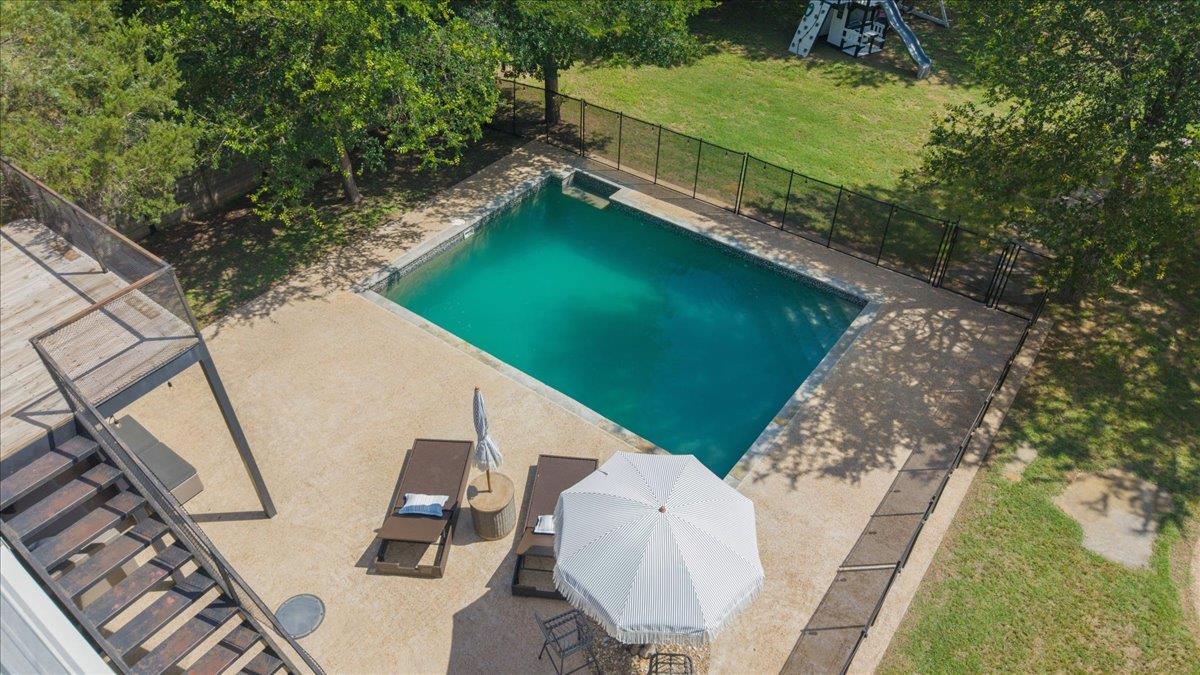 152 Keawakapu Dr, Bastrop, TX 78602