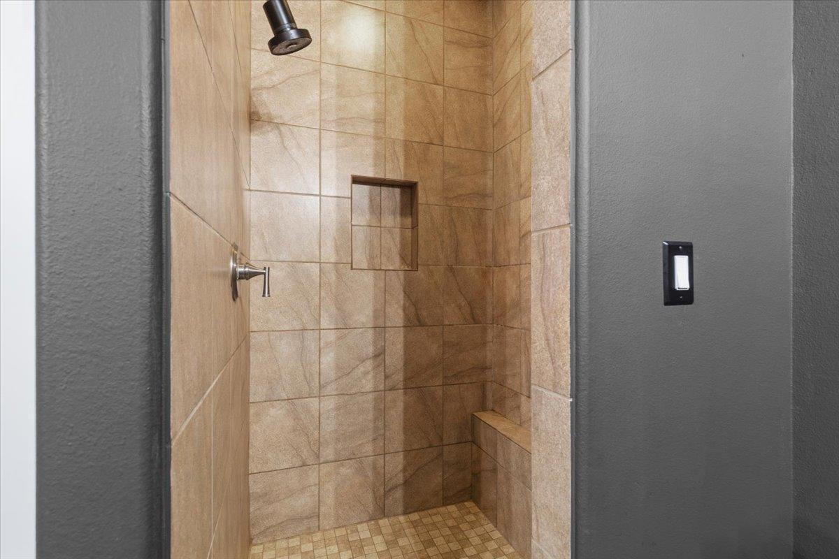 152 Keawakapu Dr, Bastrop, TX 78602