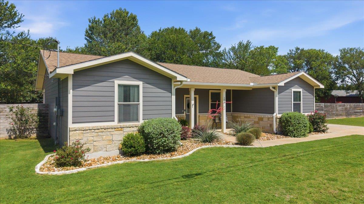 152 Keawakapu Dr, Bastrop, TX 78602