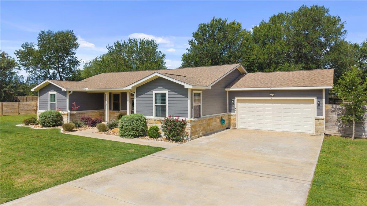 152 Keawakapu Dr, Bastrop, TX 78602