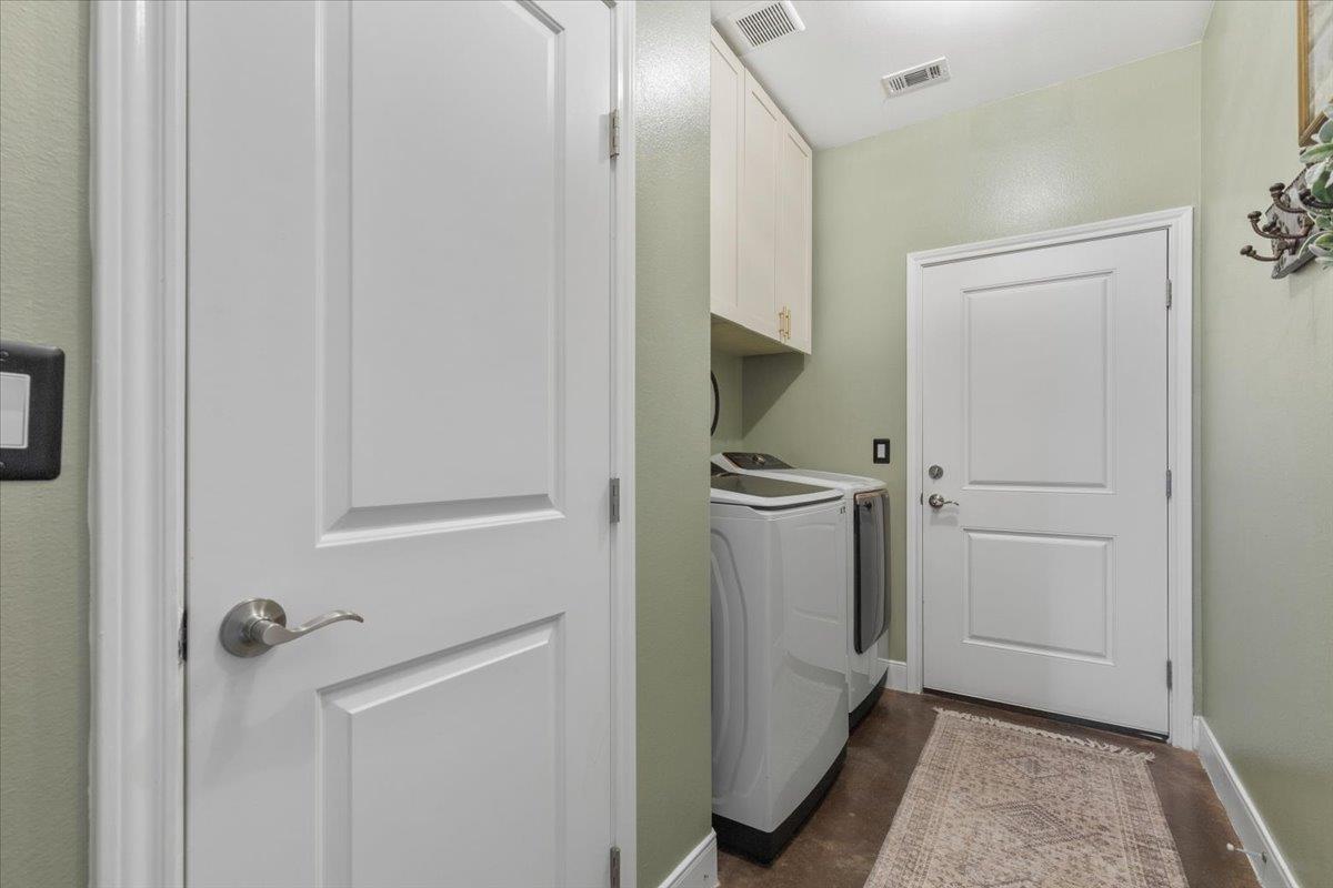 152 Keawakapu Dr, Bastrop, TX 78602