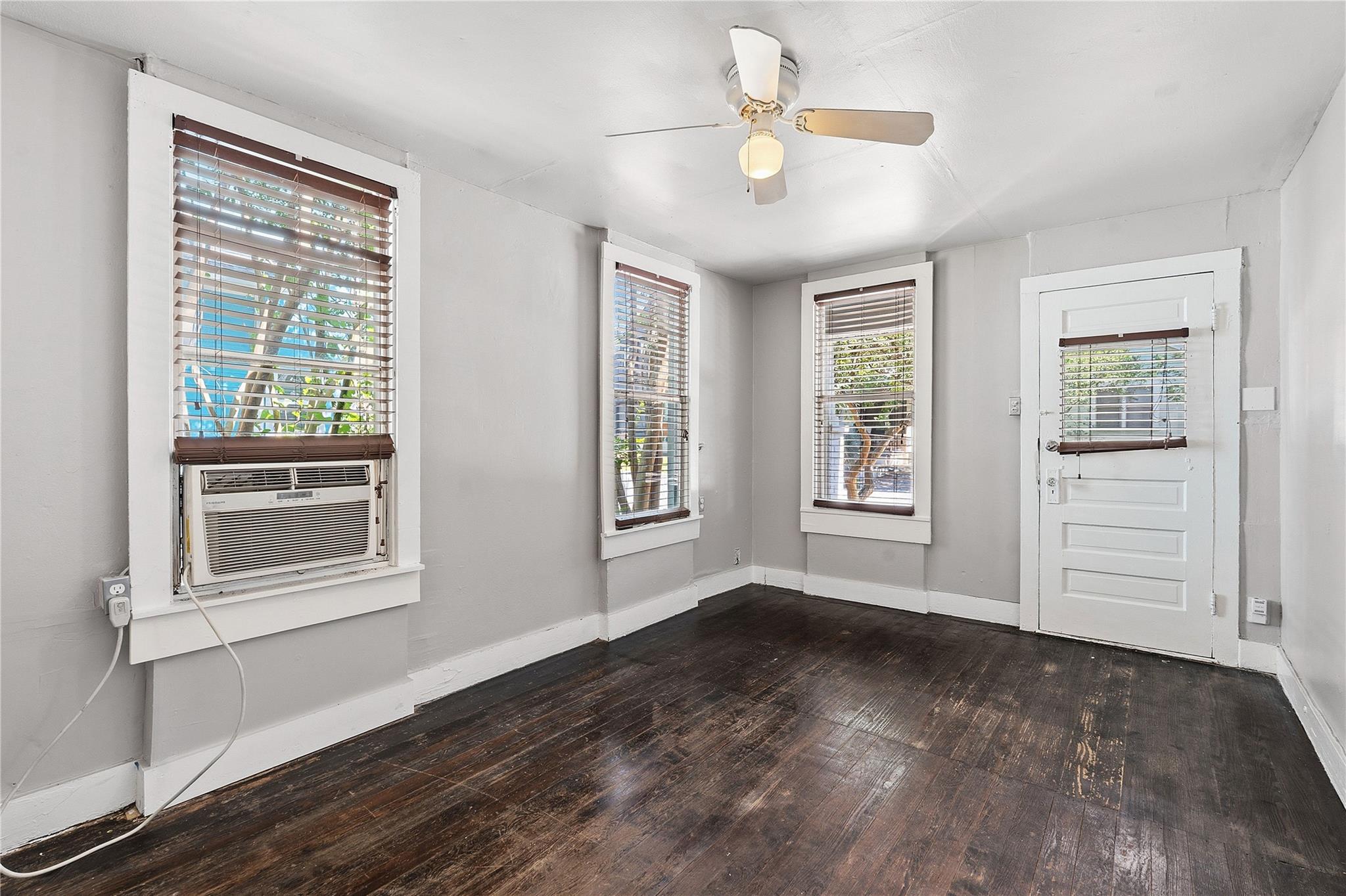 2207 Santa Rita St, Austin, TX 78702