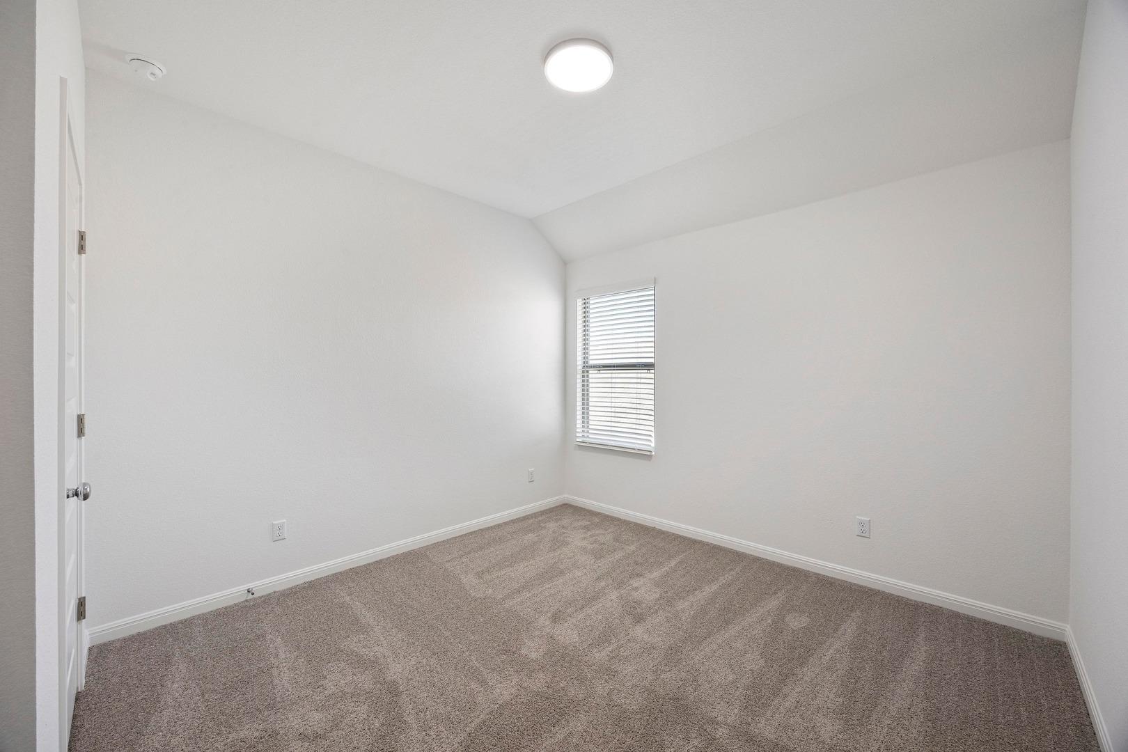 223 Hornet St, Elgin, TX 78621