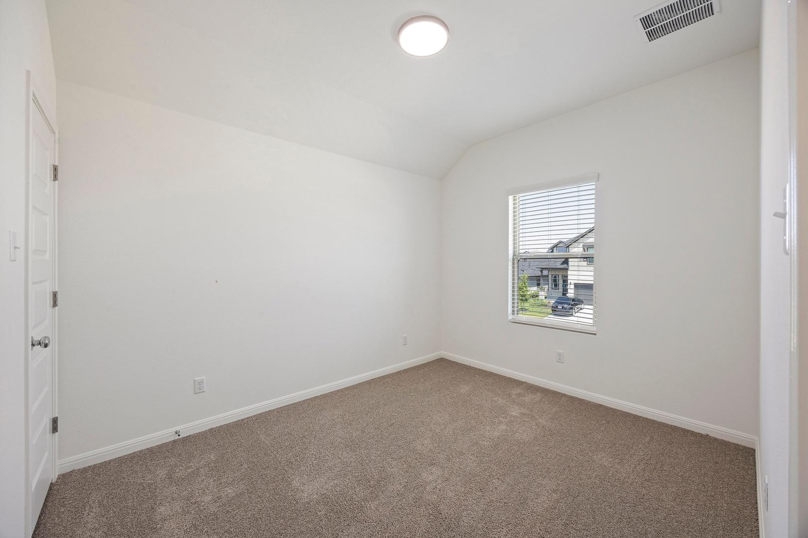 223 Hornet St, Elgin, TX 78621
