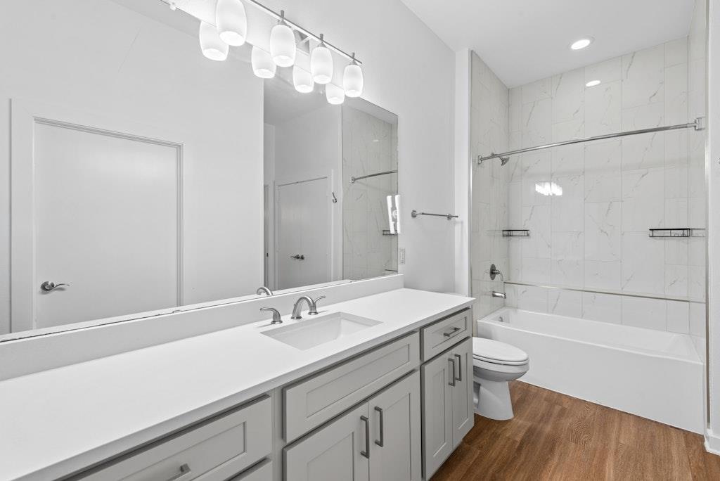 1900 Barton Springs Rd # 2021, Austin, TX 78704