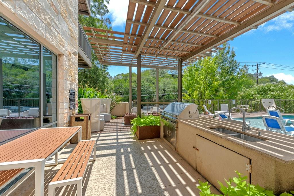 1900 Barton Springs Rd # 2021, Austin, TX 78704