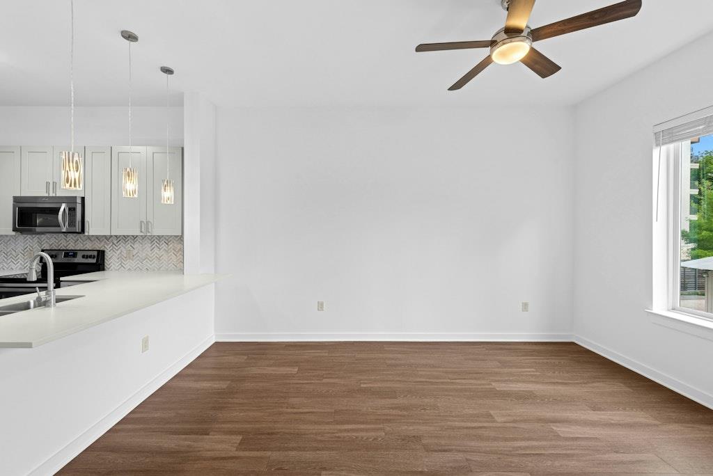 1900 Barton Springs Rd # 2021, Austin, TX 78704