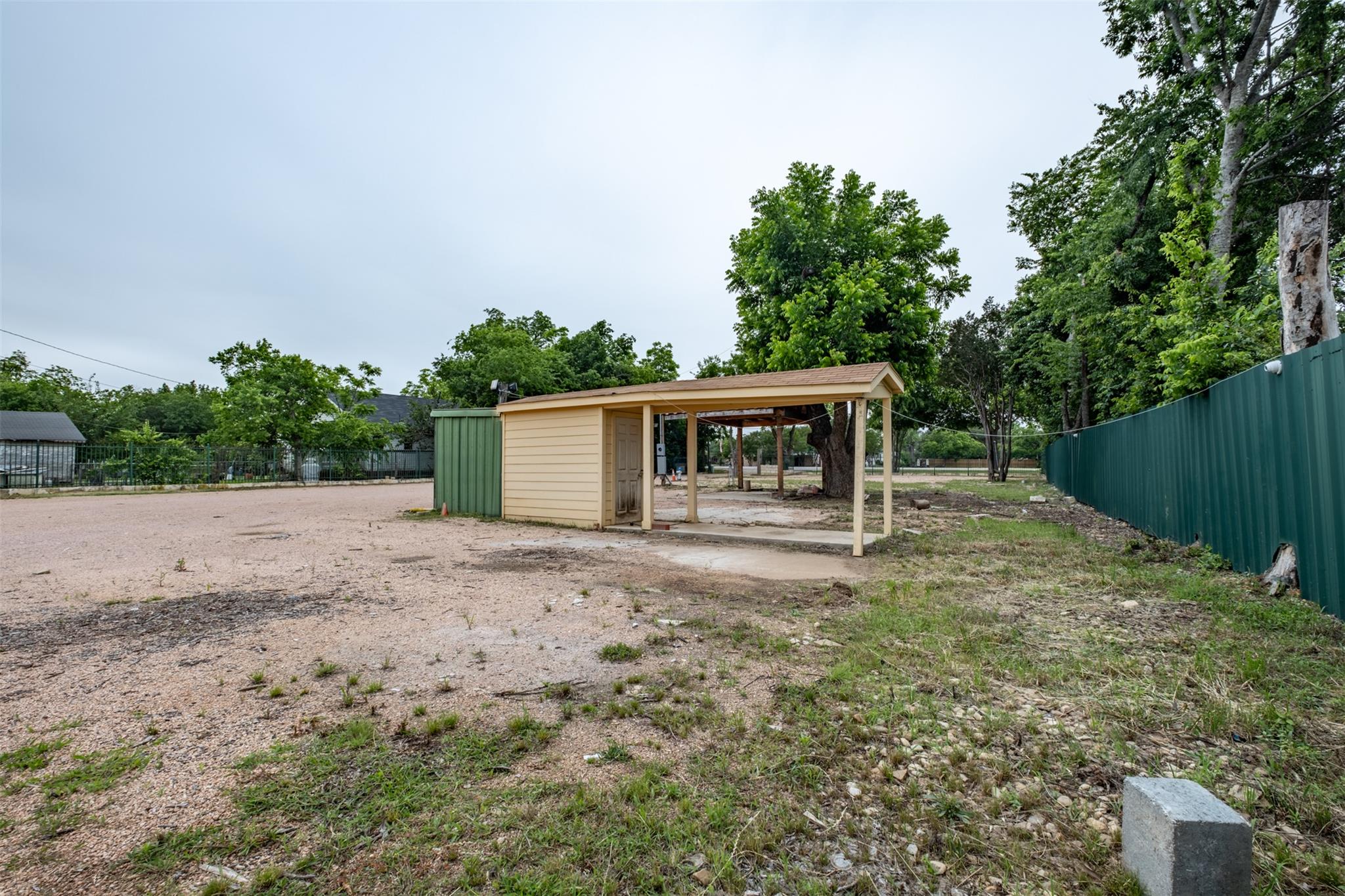 1051 Old 1460 Trl, Georgetown, TX 78626